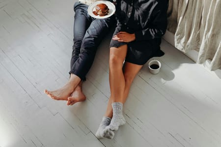 Relations karmiques : 5 signes que vous en vivez une et comment guérir